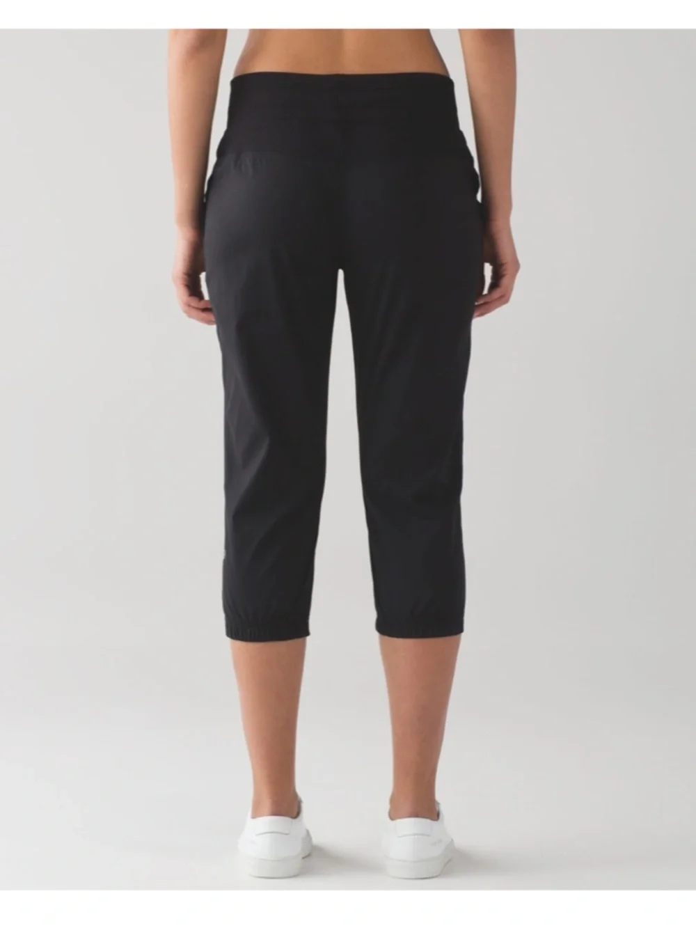 Lululemon Dance Studio Crop II Black Sz 6